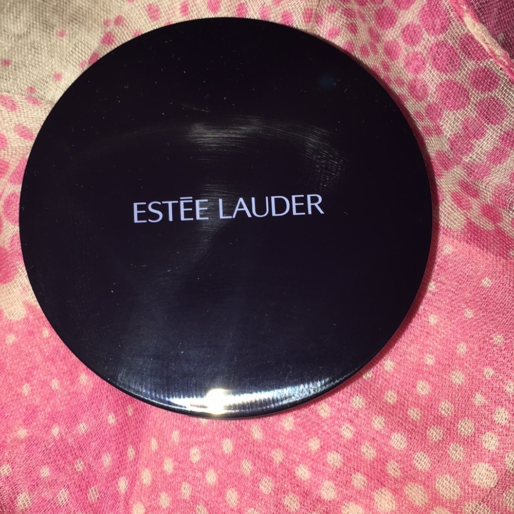 New estee lauder double wear foundation 1n2 ecru